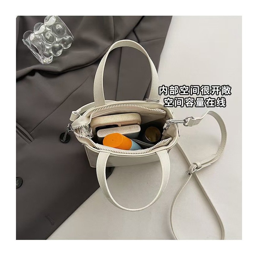 LT2735 SALE - Gambar 3