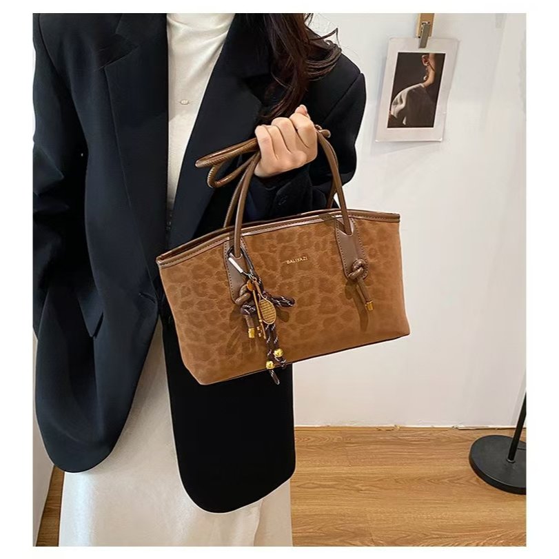 LT2774 SALE - Gambar 9