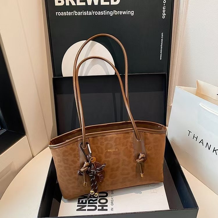 LT2774 SALE - Gambar 2