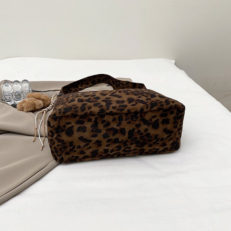 LT 2770 SALE - Gambar 4