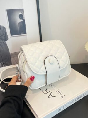 LT2213 SALE